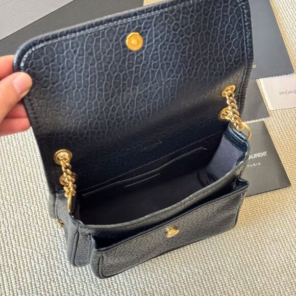 Classic YVES Bag: A Stylish and Versatile Choice for Elegance - Picture 10 of 13